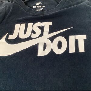 💜 Men’s Nike shirt